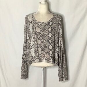 Express Snakeskin Cropped Shirt Size XL